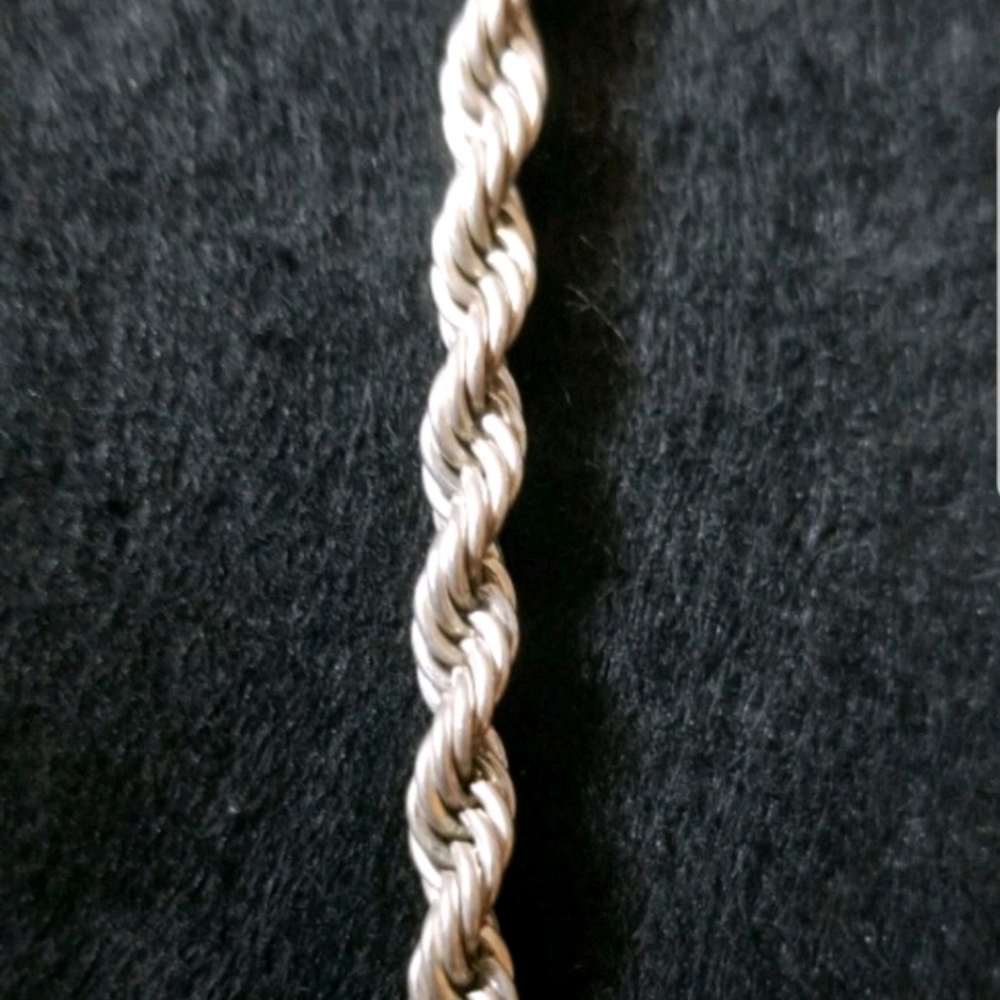 Silver necklace (92.5)